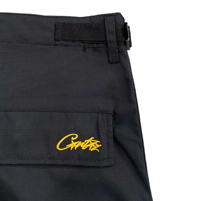 BLACK CARGO SHORTS - YELLOW