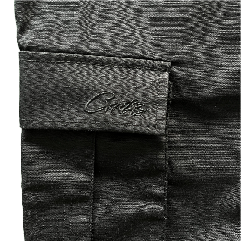 CARGO SHORTS - TRIPLE BLACK