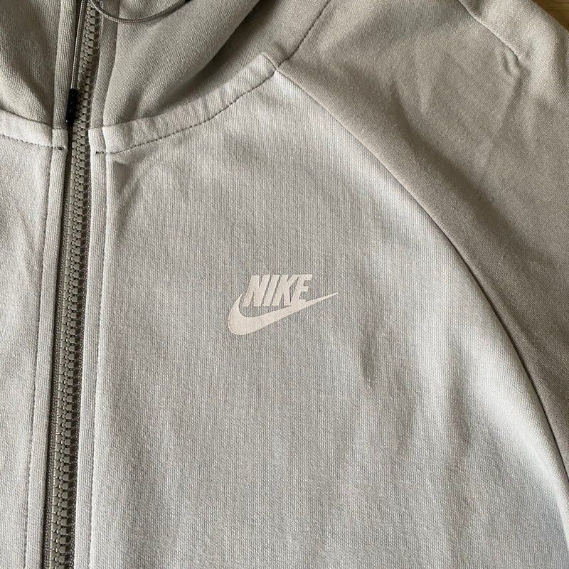 Men's Platinum Tech Fleece