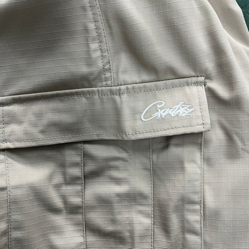 BEIGE CARGO SHORTS - WHITE