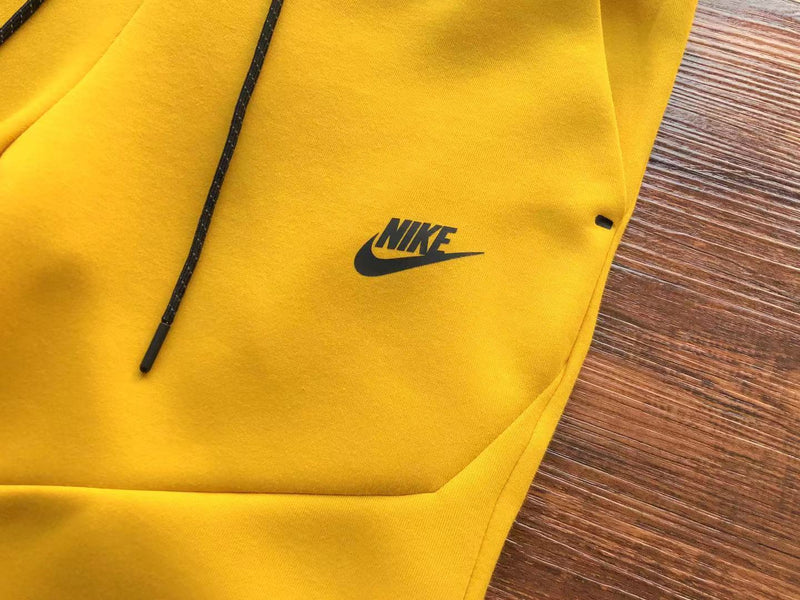 Men's Tech Fleece Tracksuit - Yellow