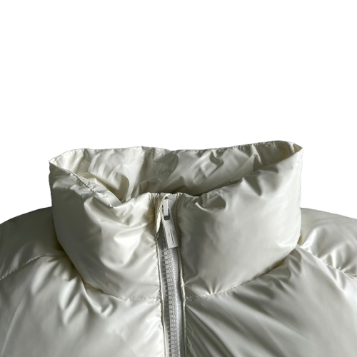 Irongate Embossed Puffer - White