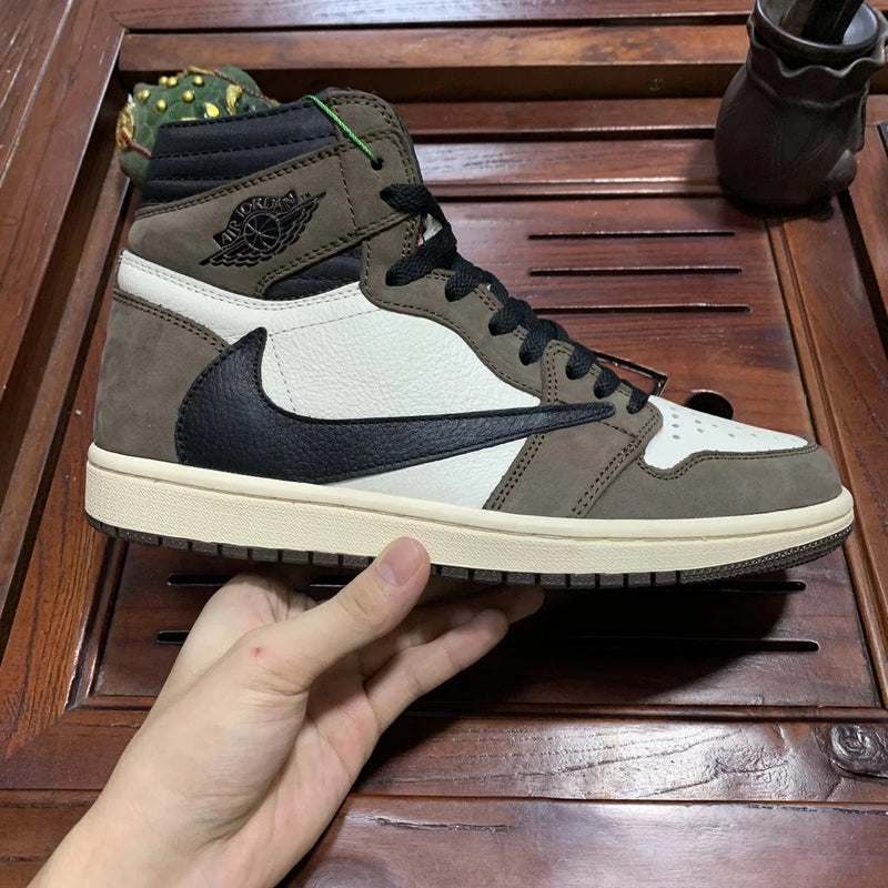 AJ1 High Travis