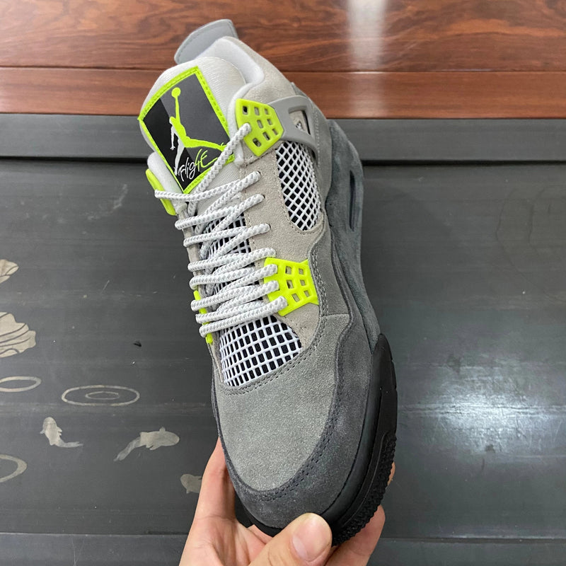 AJ4 Neon 95 Grey